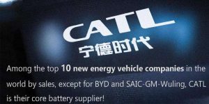 在全球銷量最高的10家新能源汽車公司中，除比亞迪和上海汽車外，通用五菱是其核心電池供應(yīng)商。